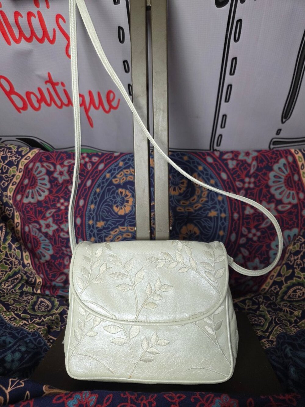 Ganson Vintage Genuine Leather Pearl White/Ivory Crossbody Bag with Embroidered